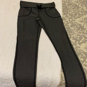 Lululemon original Skinny Will pant sz 10